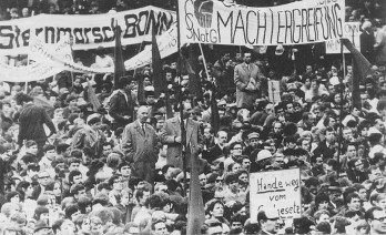 11.Mai 68, Bonn: Auf dem besten wege zu einem Kampfbündniss zwischen Arbeiterklasse und Studentenschaft.