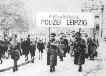 Aufmarsch der antifaschistischen Polizei in Leipzig im September 1945