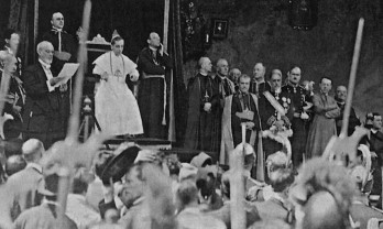 Benedigt der XV., der Namensvorgänger von Ratzinger, wollte als Friedenspapst in die Geschichte eingehen