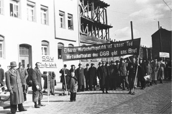 1. Generalstreik November 1948 bei Siemens in Nürnberg (Foto: Stadtarchiv Fürth)