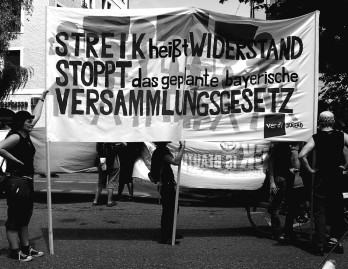 Mit diesem Text wurde zur Demonstration am 21.Juni in München zur CSU-Zentrale aufgerufen (siehe Bild).