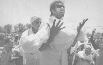 „Krieg zum Schutz der Zivilbevölkerung“? Khaled Al-Hamidi trauert um seinen von NATO-Bomben getöteten Sohn. (Sorman, westl. von Tripolis, 22.6.11)