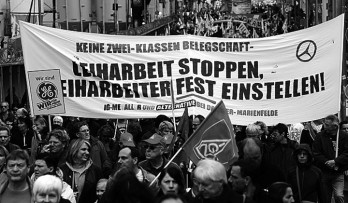Ein Verbot der Leiharbeit soll aus „rechtlichen Gründen“ nicht möglich sein? Aber laut Grundgesetz sind doch alle Menschen vor dem Gesetz gleich. Das durchzusetzen, ist eine Frage des Kräfteverhältnisses und nicht der juristischen Klügeleien kampfunwilliger Gewerkschaftsführer! 